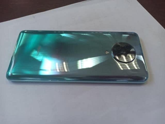 不喜欢挖孔屏有什么推荐,不喜欢中间挖孔的手机