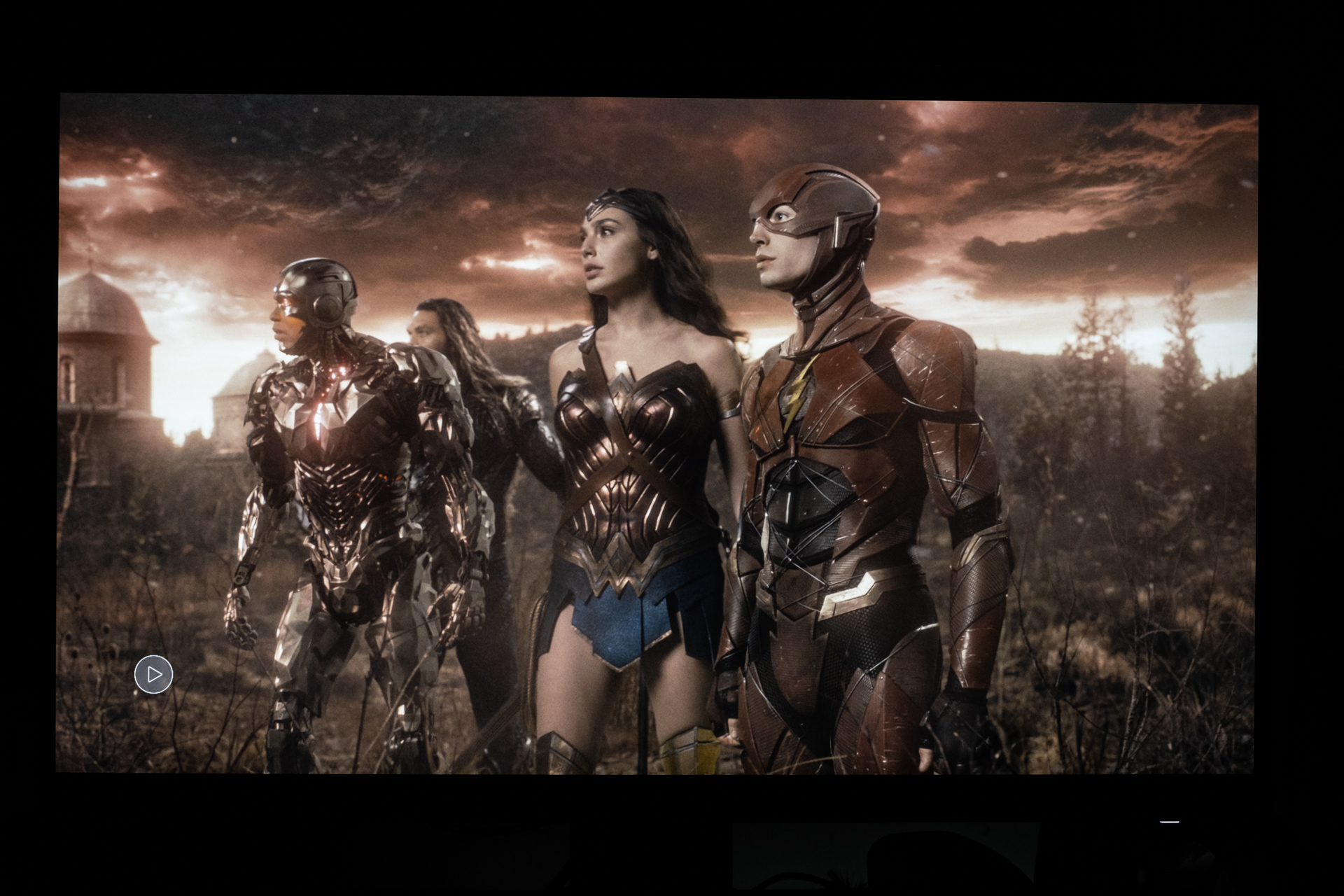 修图显示器2k好还是4k好,4k修图剪辑视频显示器