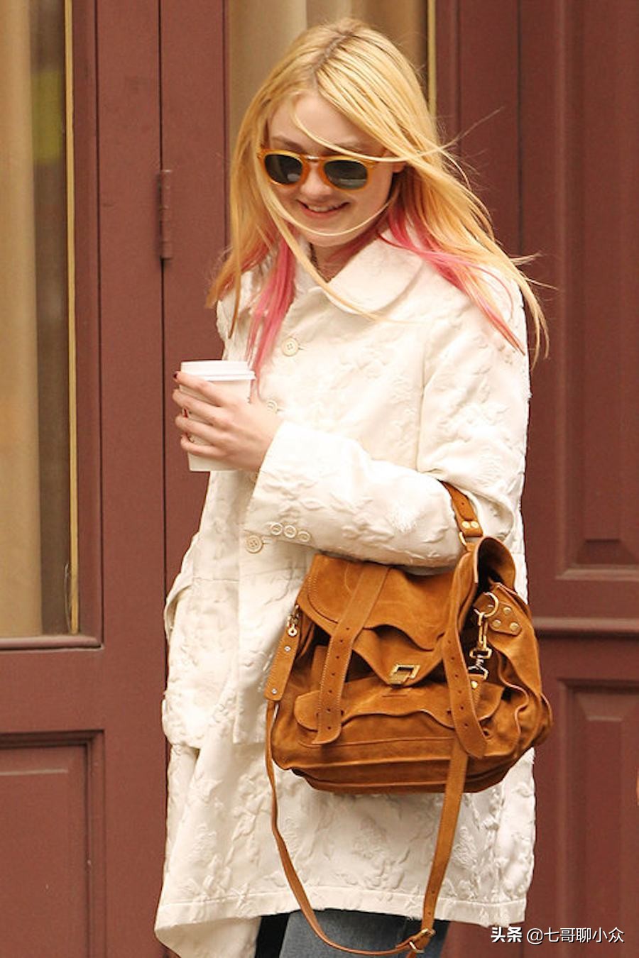 最值得收藏的十款包包,10款时尚圈最受宠的轻奢包包