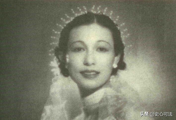 未婚夫送她*袜丝**，娇小姐毅然逃婚，晚年刷马桶为生她却说：知足