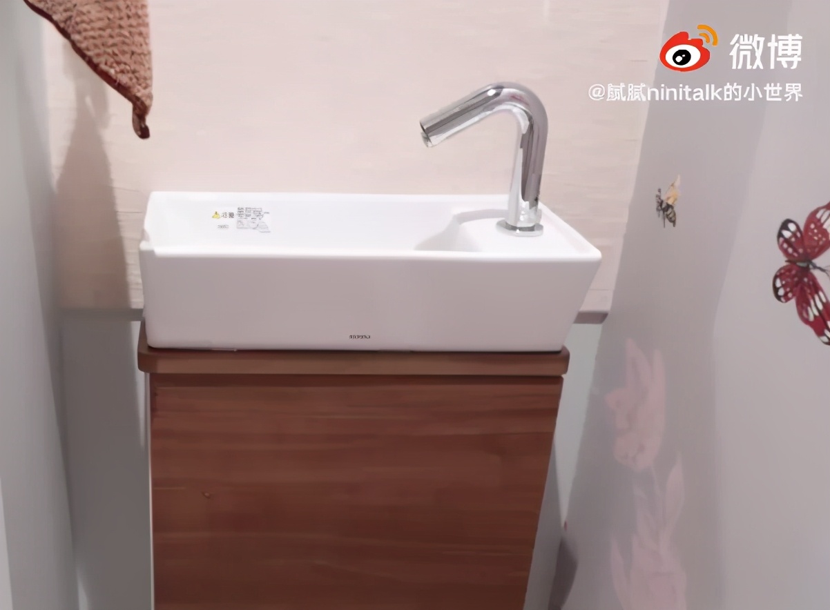 独立衣帽间洗澡间,衣帽间鞋子收纳柜轻奢房间