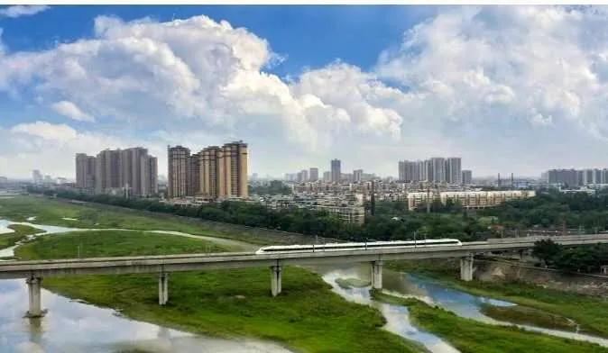 「往事」26年前，崇州是如何成功上“市”的？