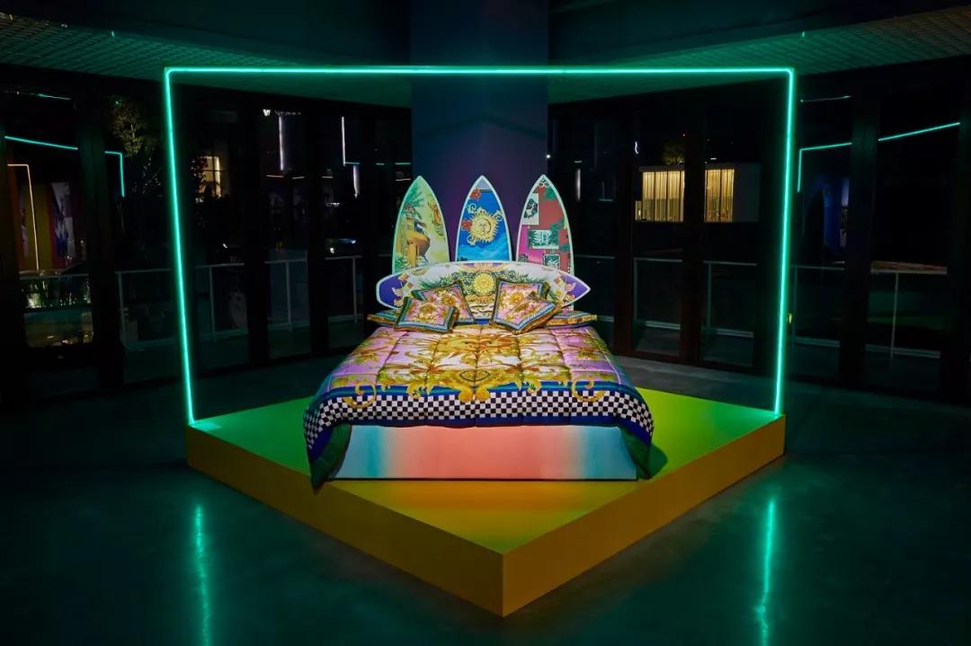 2017年迈阿密艺术博览会作品展示,2019年迈阿密魅力秀