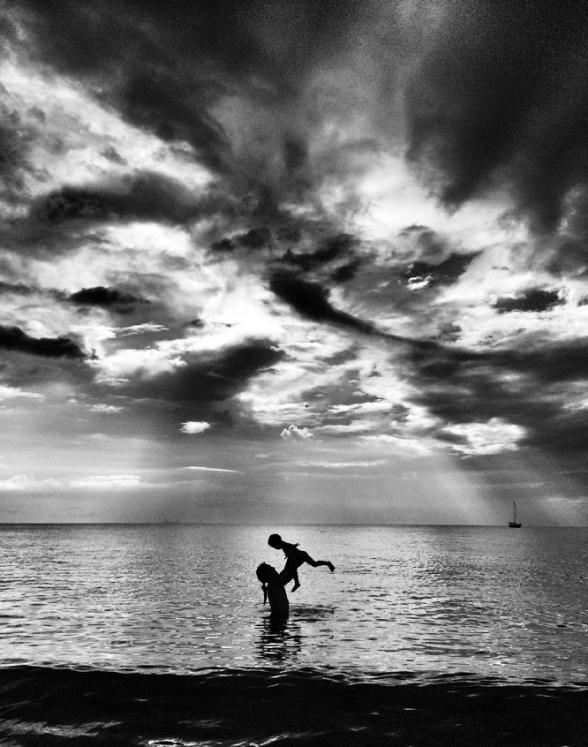 他叫辛巴,不是狮子王,8岁穿越12国:最好的教育,永远在路上