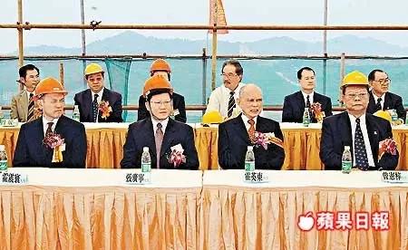 三房太太,13名子女,争夺几百亿家产,霍家宫斗比港剧精彩多了