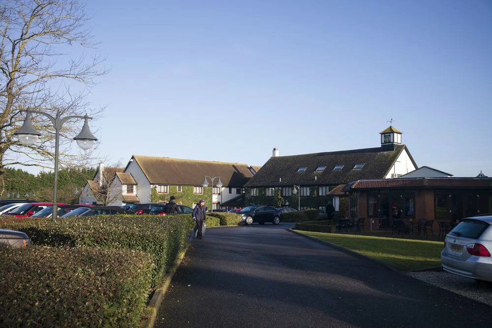 英伦小屋卧室设计,英伦小屋木门