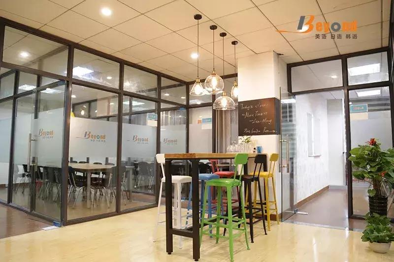 无锡逸仙教育,逸仙成人教育