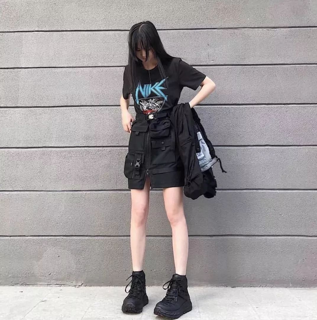 女明星都有的一双鞋,很火的一双女生鞋