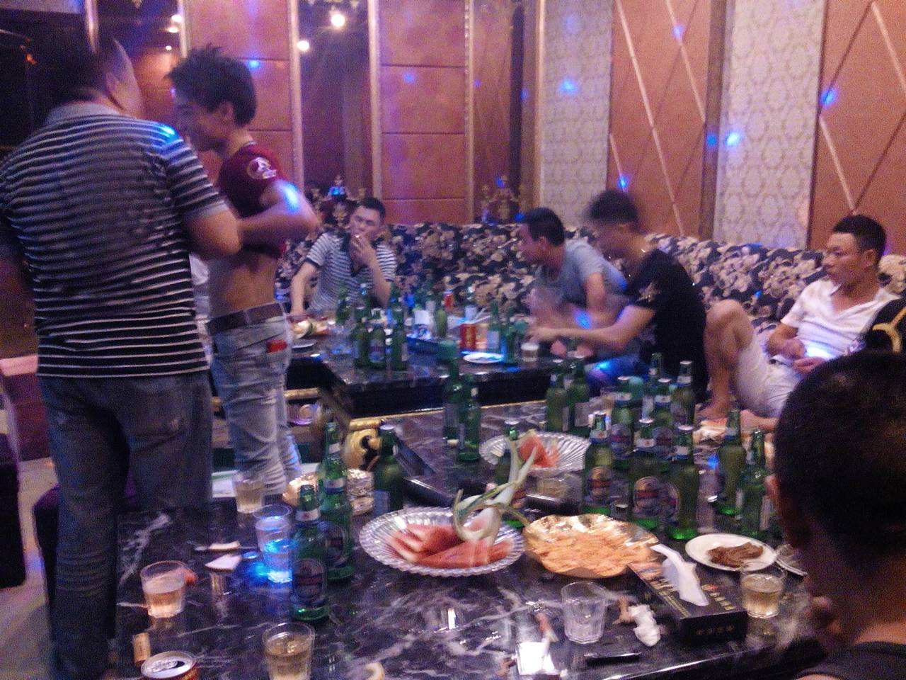 孕妇怀孕初期有哪些民间忌讳,怀孕要避开的几件事