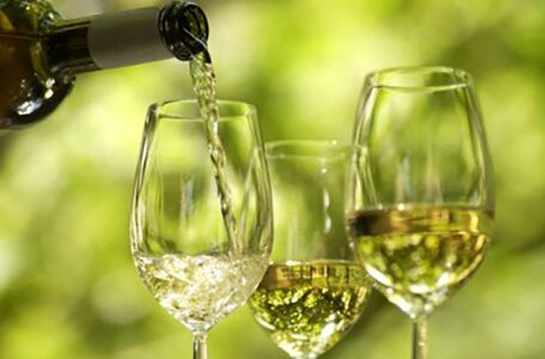 世界十大公认最好喝的白葡萄酒,全球最好的葡萄酒产地