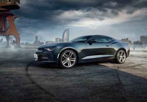 2022款科迈罗和mustang哪个好,野马mustang和科迈罗哪个更适合