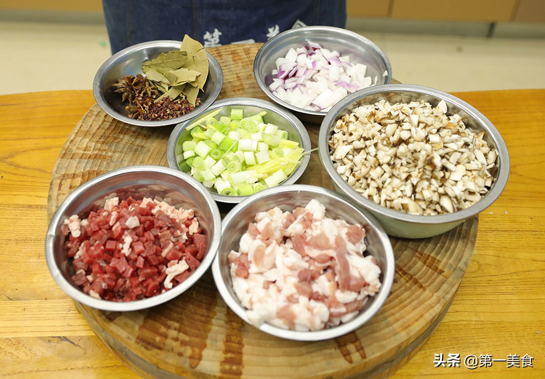 在家制作简单的拌饭酱,学会这3种下饭酱的做法