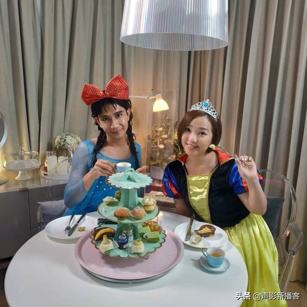 李尚正笑场,李尚正抠鼻孔逗笑周星驰