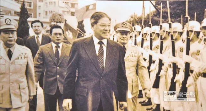 海峡锐评｜菠萝滞销不用怕，自有万年“接盘侠”