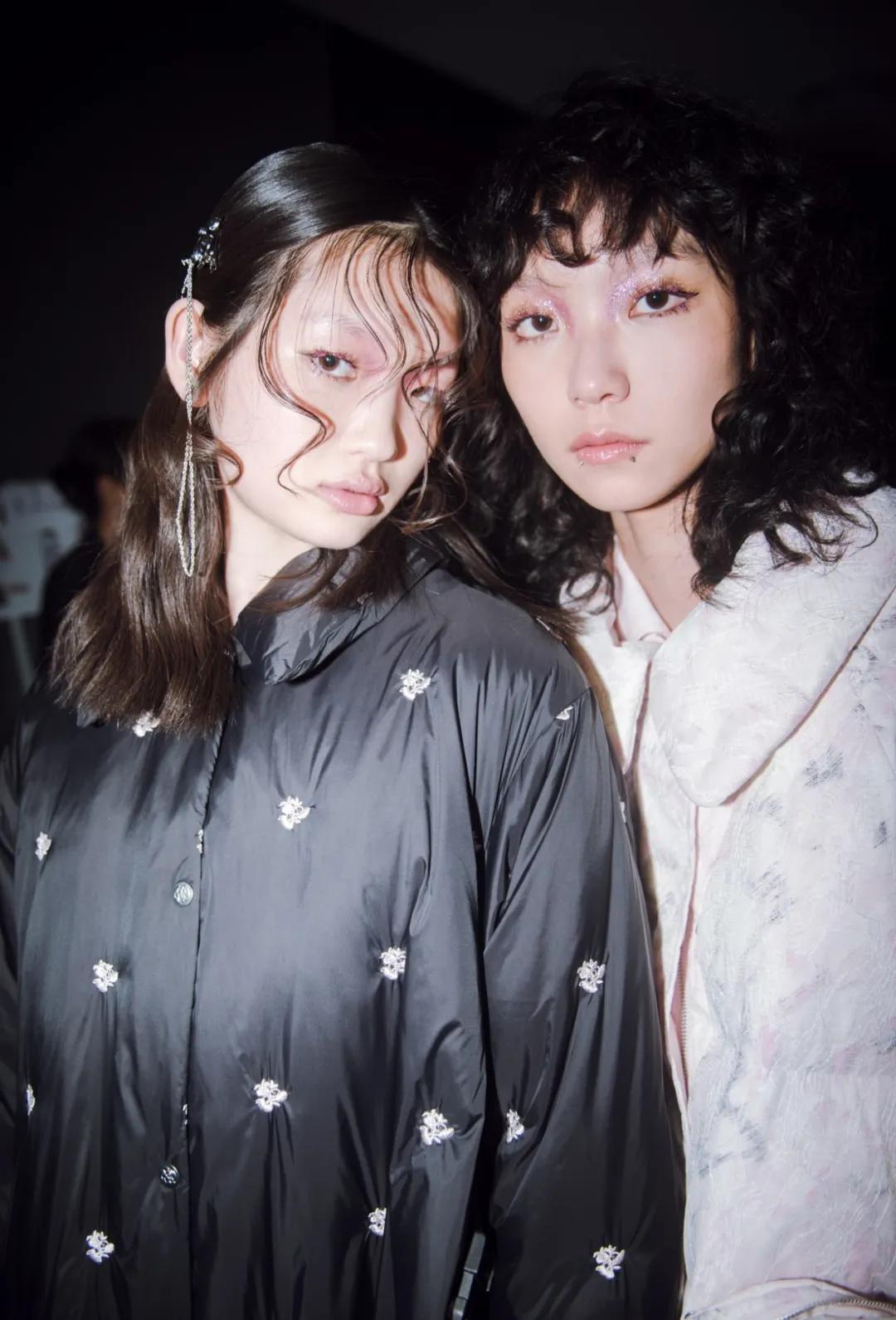 momonary涔愮敽鑱斿悕,涔愮敽灏忎釜瀛愮増