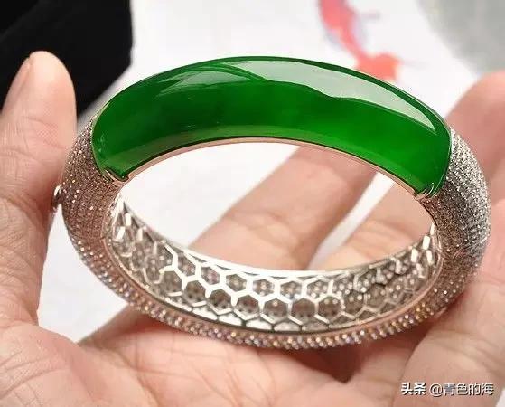 玉镯断了怎么修复,玉镯断了怎样修复如初