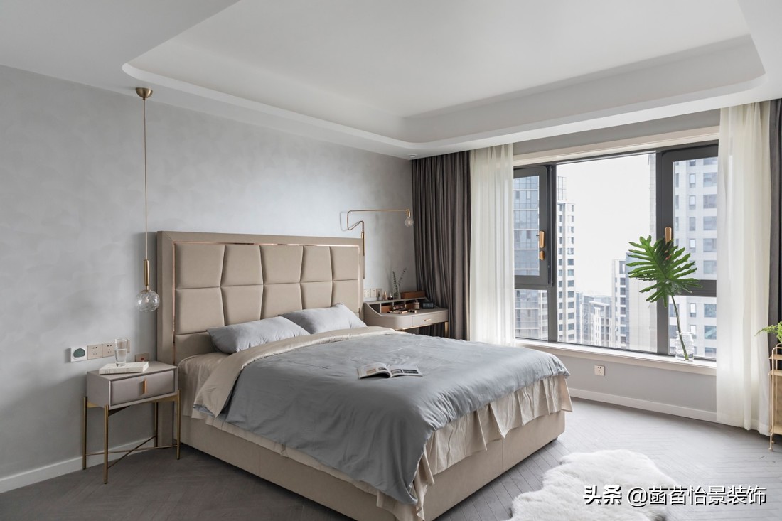 130平轻奢暖色风格,130平暗灰风格