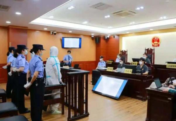 劣迹斑斑的10位明星花样作死,盘点爆红后开始作死的网红