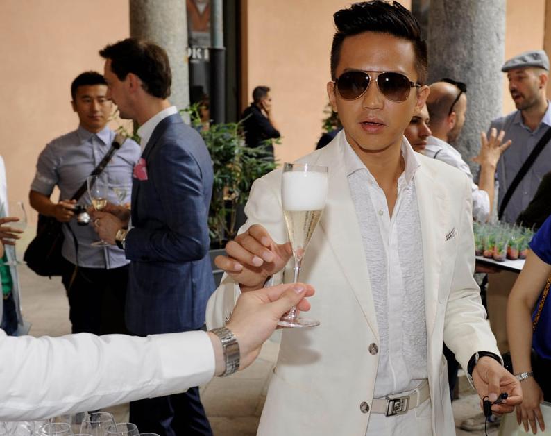 冯小刚邓超最新消息,冯小刚和邓超近况