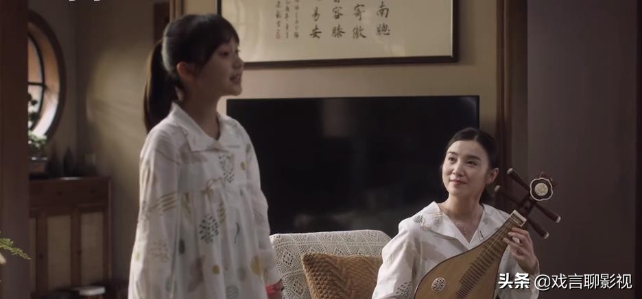 小舍得宋佳蒋欣互怼视频,宋佳与蒋欣对比