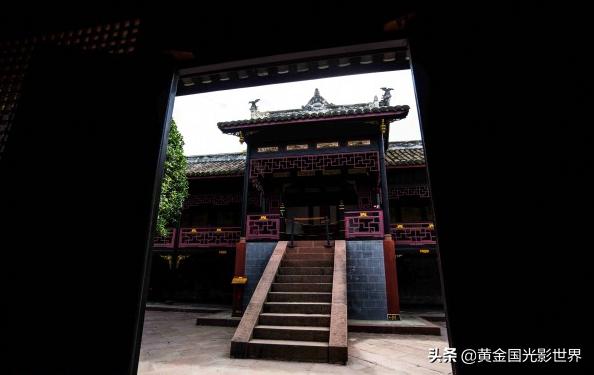 难道川西坝子还隐藏着帆船,古老的清代宅园,陈家桅杆浮出了水面