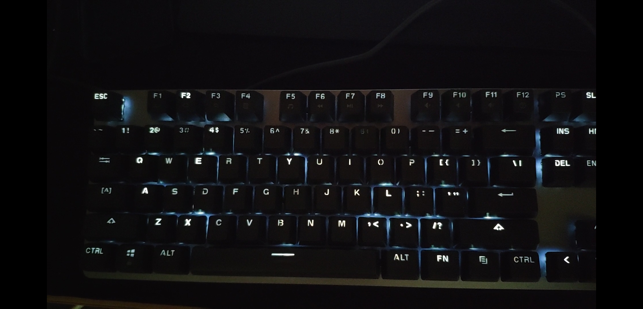 罗技k845键盘怎么调音量,闲鱼上的罗技键盘k845为什么便宜