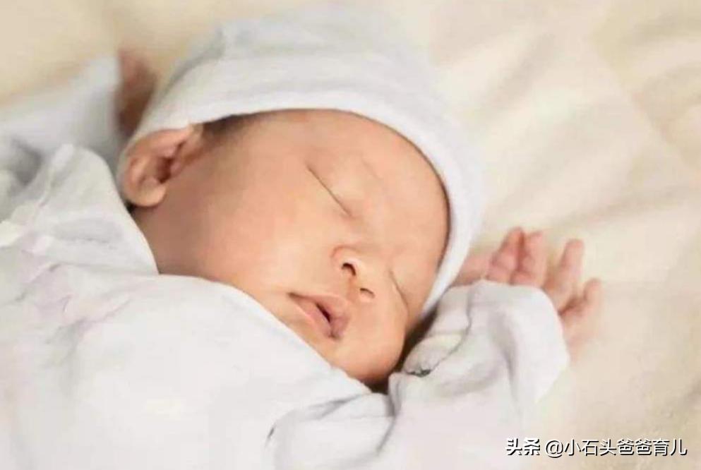 娃吓着了半夜惊醒大哭怎么处理,监控下宝宝做噩梦大哭惊醒