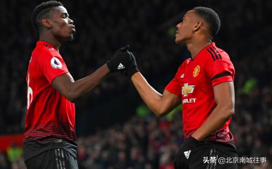 曼联球员薪资最新一览表,曼联球员名单德赫亚