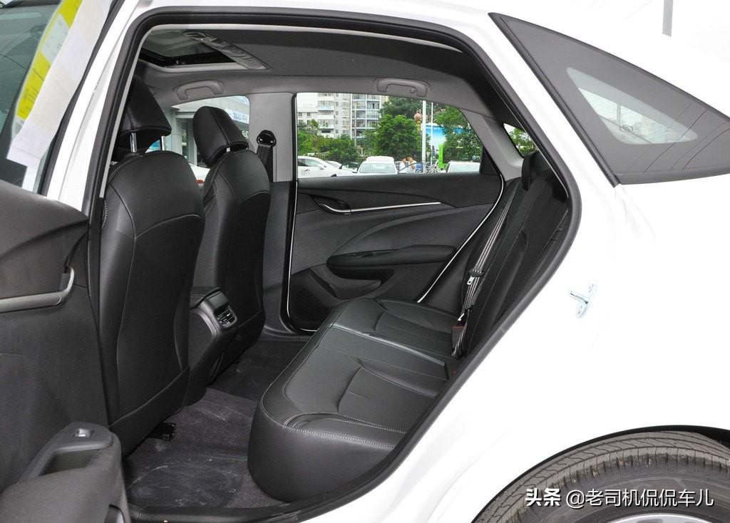 3款十万元级家轿经济与颜值兼备,十万级爆款家轿看这几款就够了