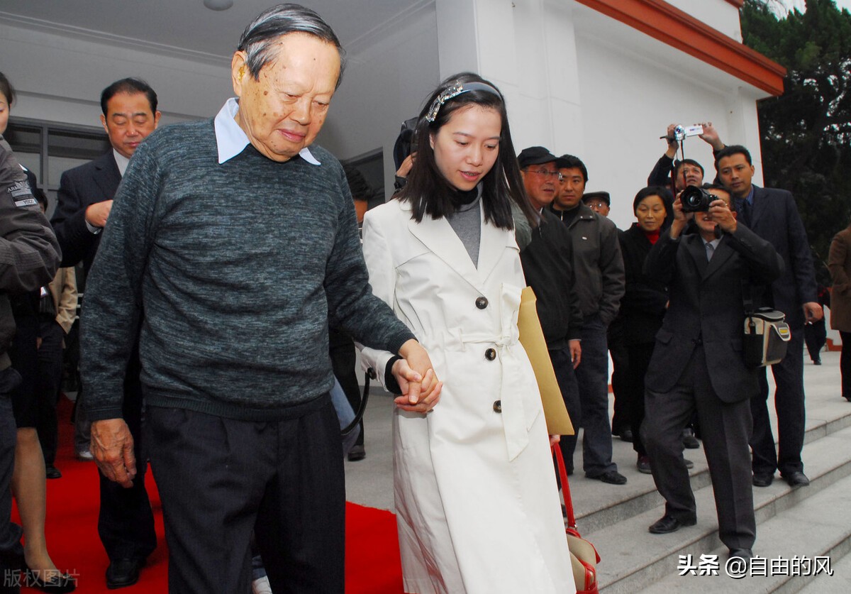 岁月的痕迹杨振宁翁帆,关于杨振宁和翁帆的爱情故事