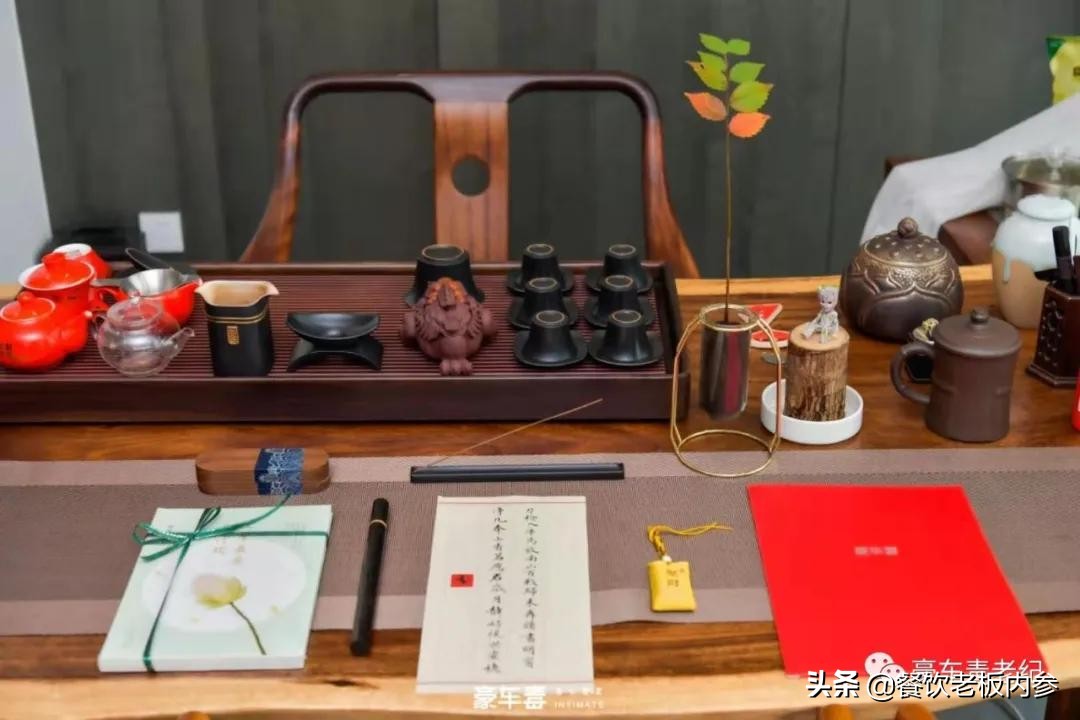 豪车毒老纪蚝宅创始人——疫情之下的*局破**者