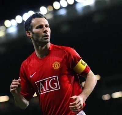 21世纪足坛最伟大球员,足坛最伟大的几个号码