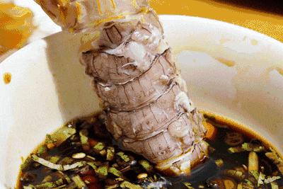 如何挑选皮皮虾的正确方法,皮皮虾该怎么选到母的