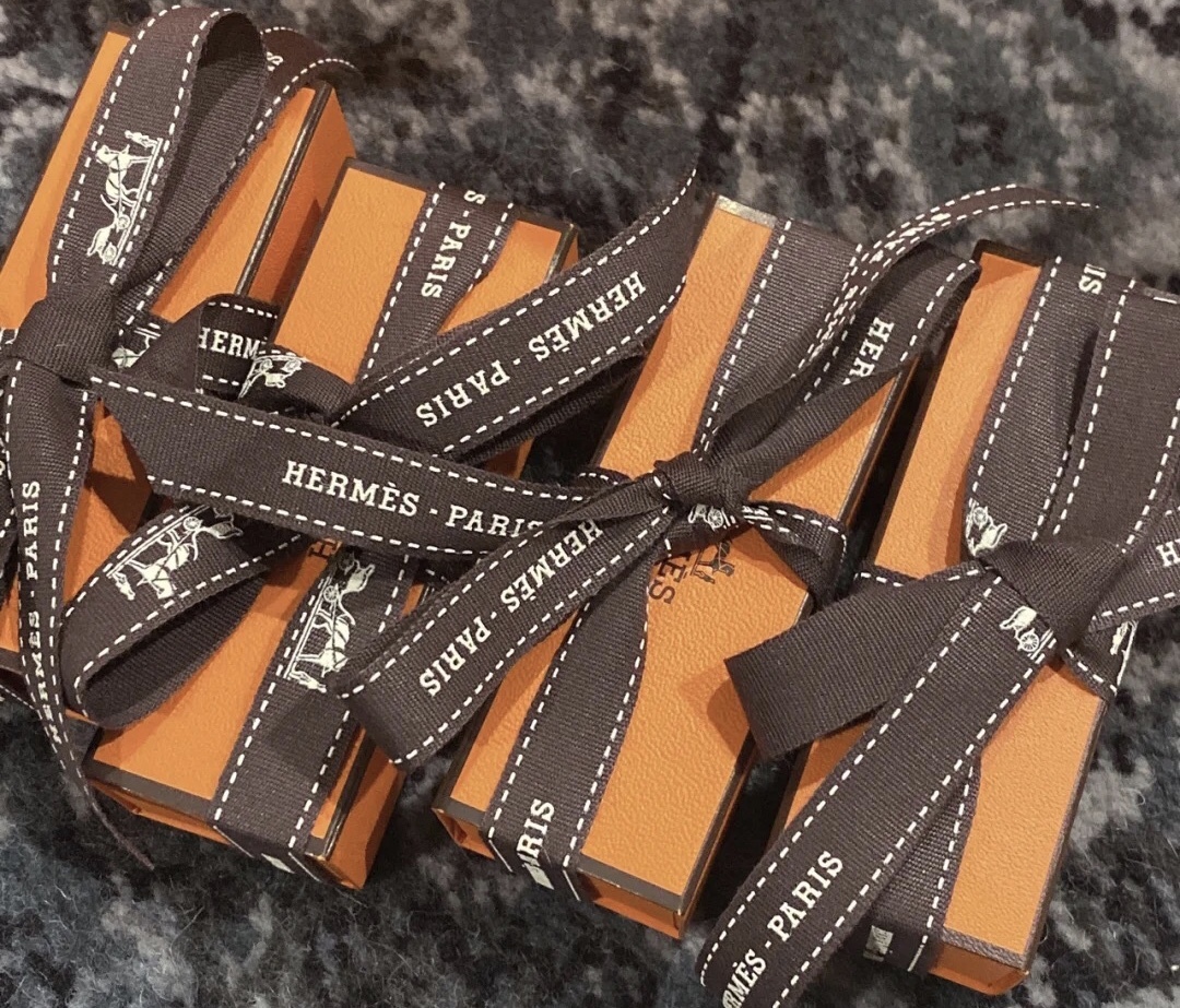 纪梵希口红和爱马仕口红哪个好,爱马仕口红经典款