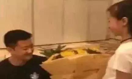 没有背景的女孩能进入娱乐圈吗,为什么女孩不要轻易进入娱乐圈