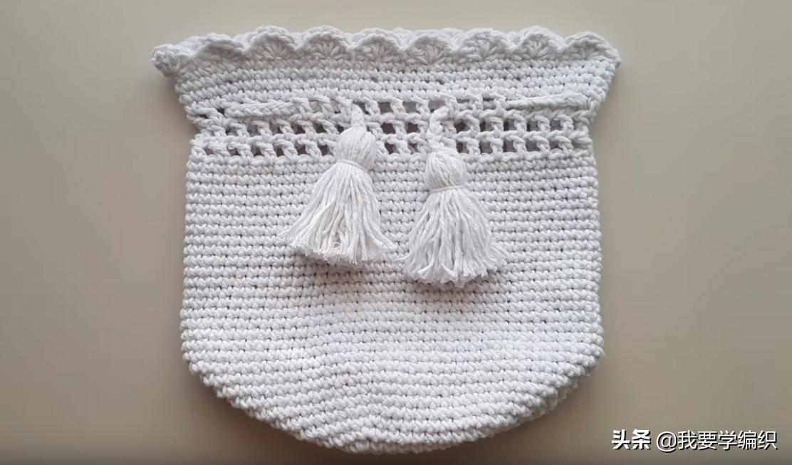 最简单的钩包包教程,毛线钩细挎包带的简单钩法