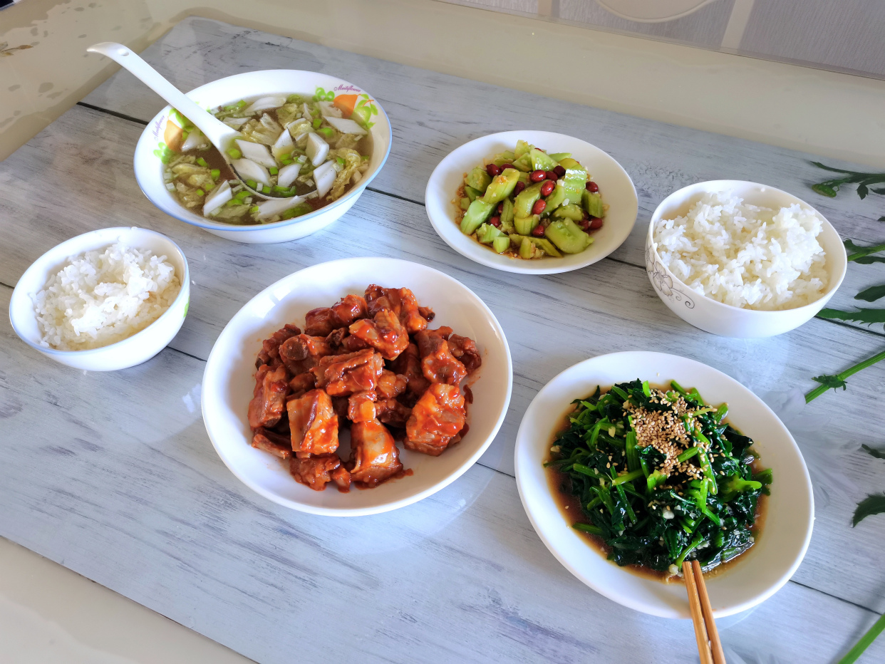 分享简单家常清爽的两人午餐,适合两个人的午餐菜谱推荐