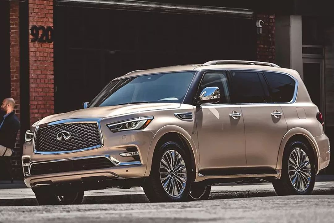 大大大大大汽车中的加特林，折合每平米近10万元的全尺寸SUV豪车