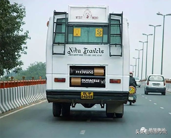 世界最有意思公交车,史上最狂野的公交车广告