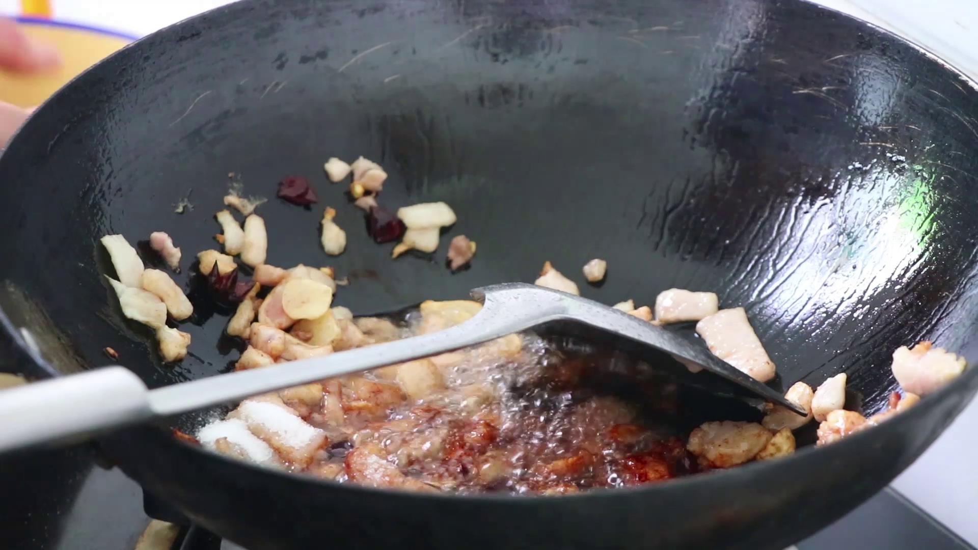 豆角焖面怎么做才不粘,手擀面豆角焖面如何让面条不粘