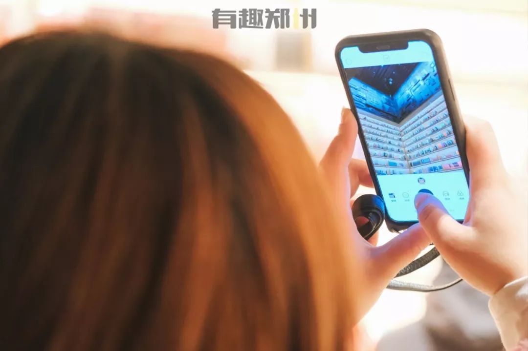 实地测评,周末被挤爆的郑州建业凯旋广场,到底有什么好逛的?