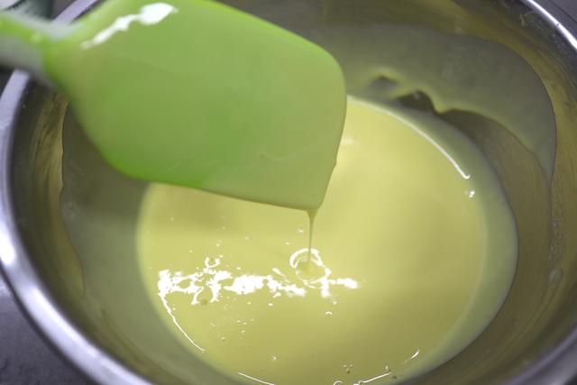 抹茶戚风蛋糕不用油,无油无糖蛋糕10寸