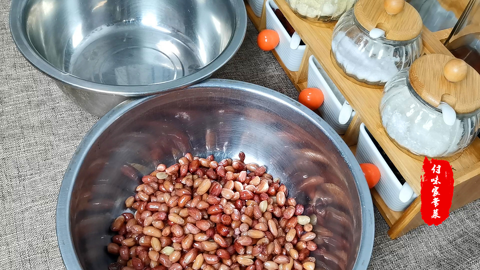 花生米要放凉了才脆吗,花生米煮完变黑如何处理