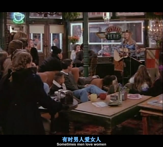 老友记专栏：PheobeBuffay世界以痛吻她，她却报之以歌