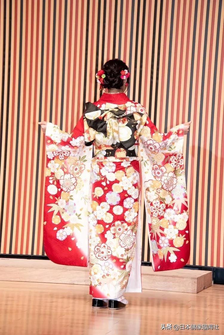 akb48女团成员名单,日本女团akb48现身机场