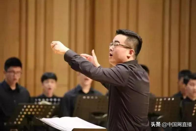 厦门六中合唱团老师离世搭档泪别,厦门六中合唱团指挥送别