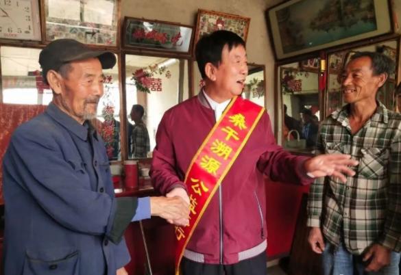 雷锋就在我身边视频,雷锋就在我们身边事迹