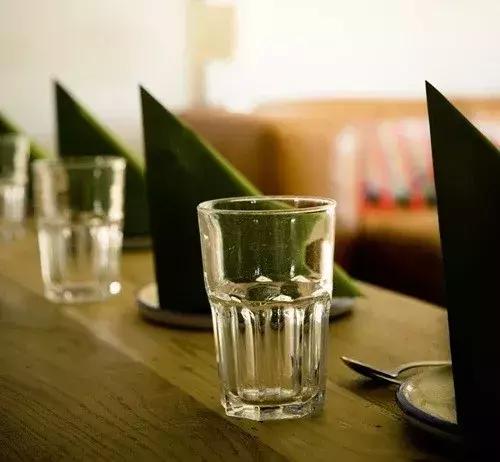 补水保湿和锁水区别,补水保湿持久锁水知识