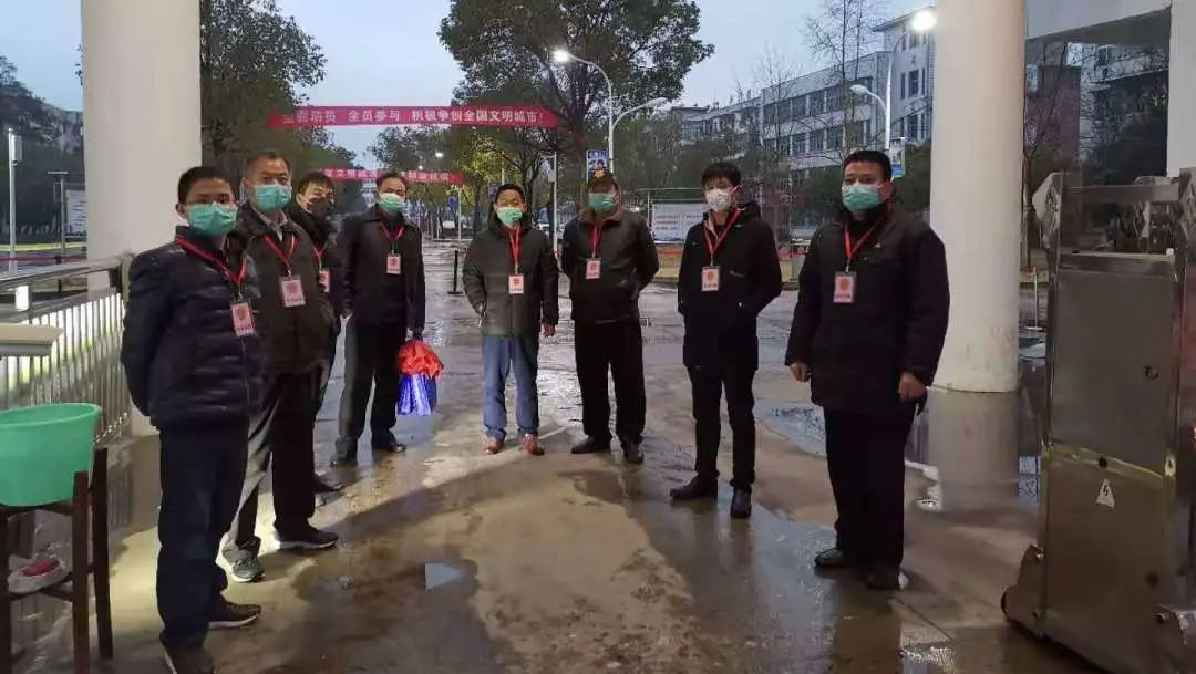 他们,今天被点名表扬了