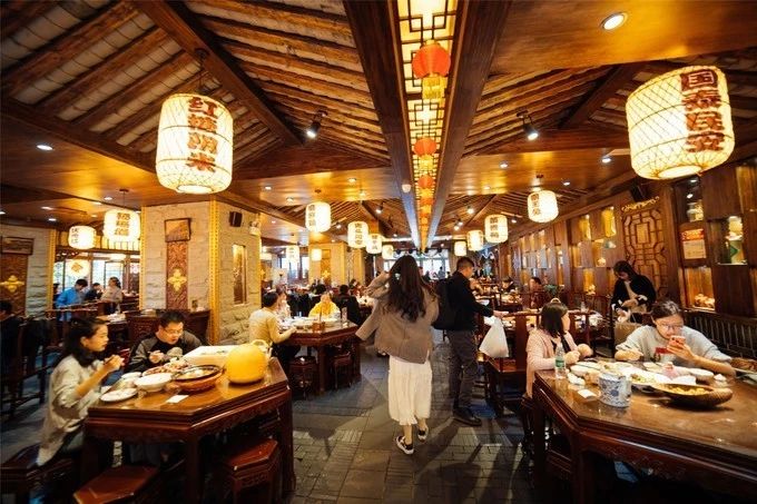 这座城市充满了魔性魅力,一座很有魔性的城市